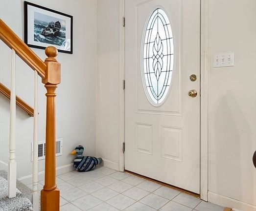 3rd image of 34 Ironwood Ln