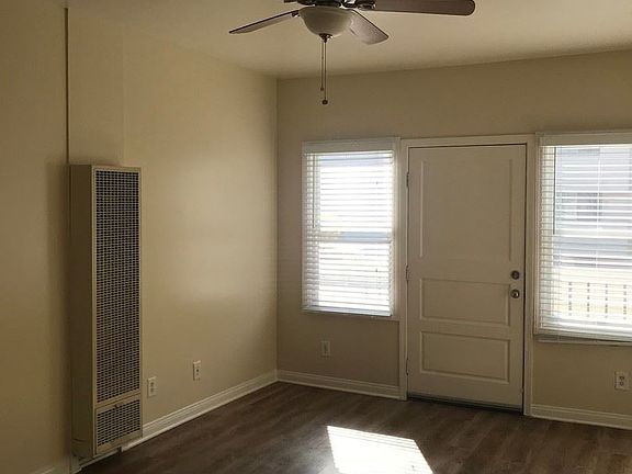 2nd image of 526 Magnolia Ave APT 04