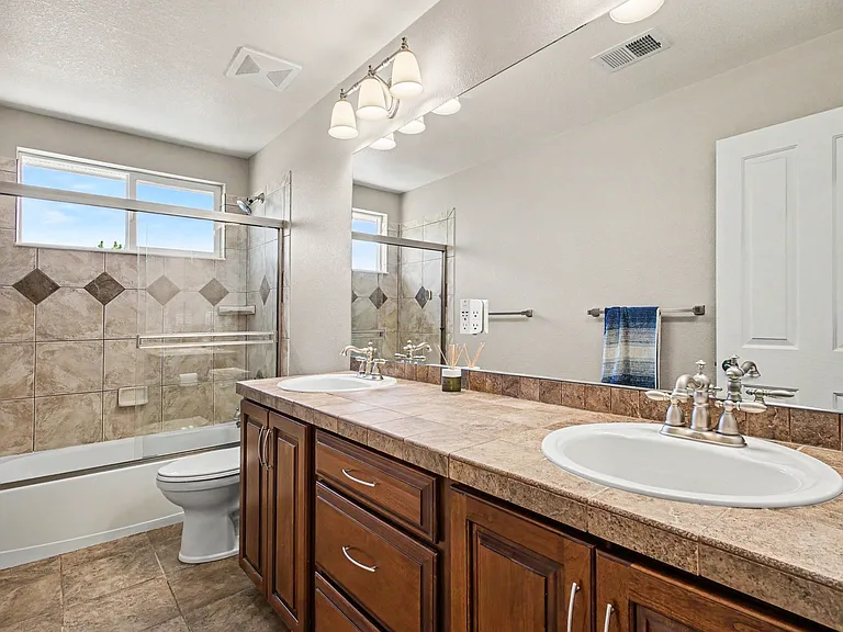 2212 Ridgetrail Dr — Photo 10