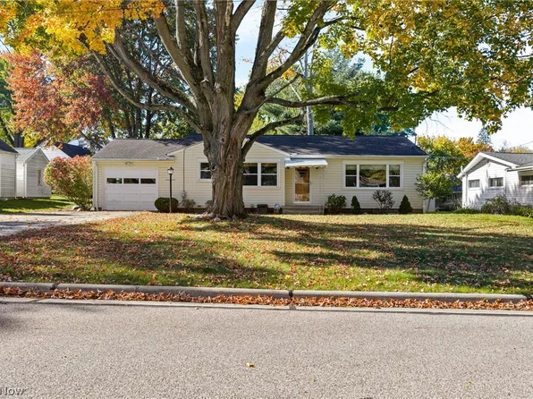 342 Stratford Rd, Akron, OH 44333