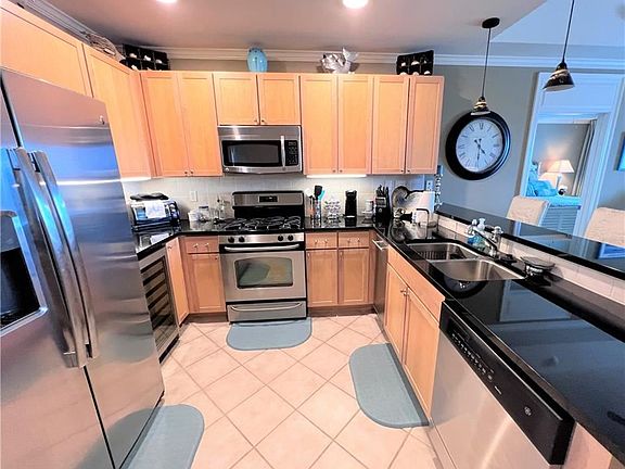 5th image of 4851 Wharf Pkwy APT 404