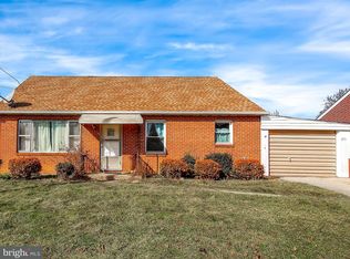 2771 S Queen St, Dallastown, PA 17313