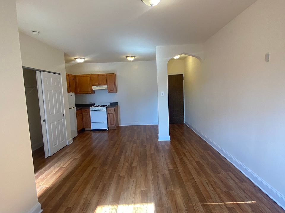 1st image of 1749 N Whipple St #307