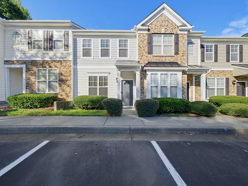 8725 Camden Park Dr