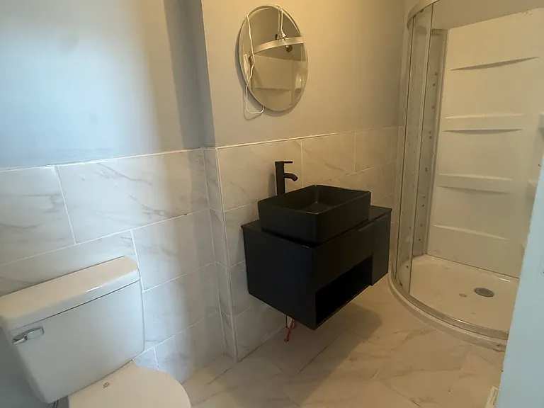 225 Main St #3 — Photo 8