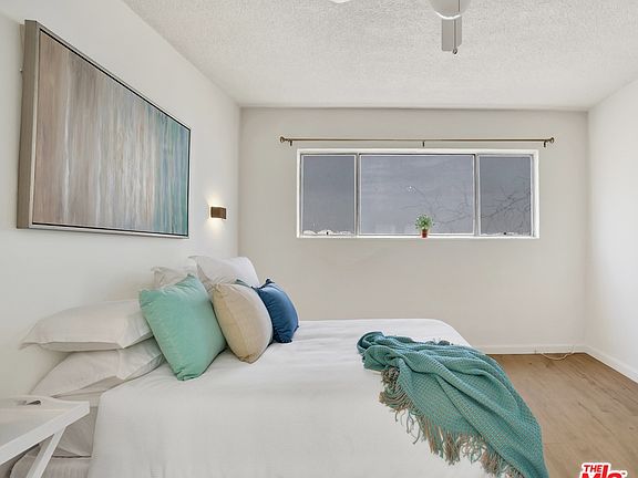 4th image of 1016 N Curson Ave #4