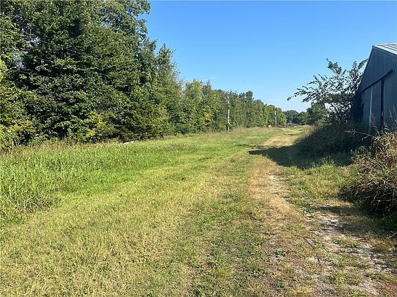 2nd image of 3-12253 Clyde Carnes Rd