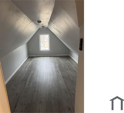 2nd image of 6313 Evergreen Blvd