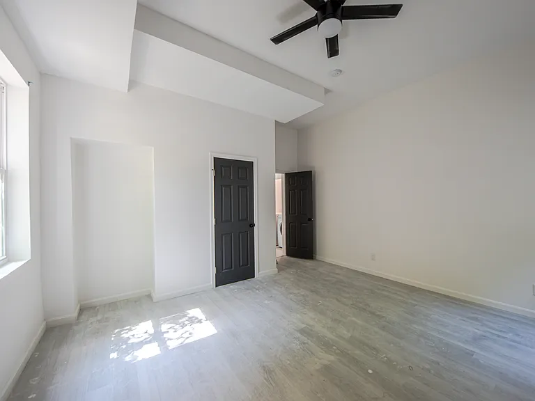 2620 May St #2 — Photo 16