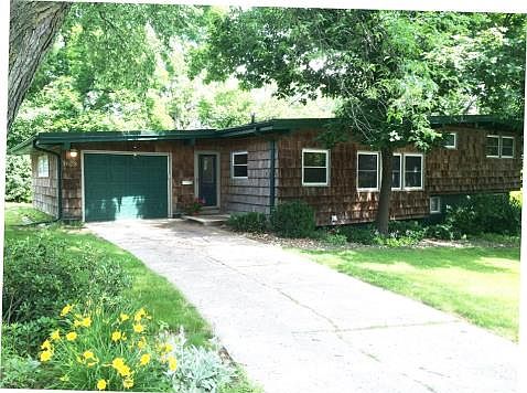 1st image of 1608 Crestwood Cir