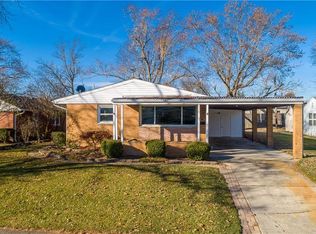 31 N Tippecanoe Dr, Tipp City, OH 45371