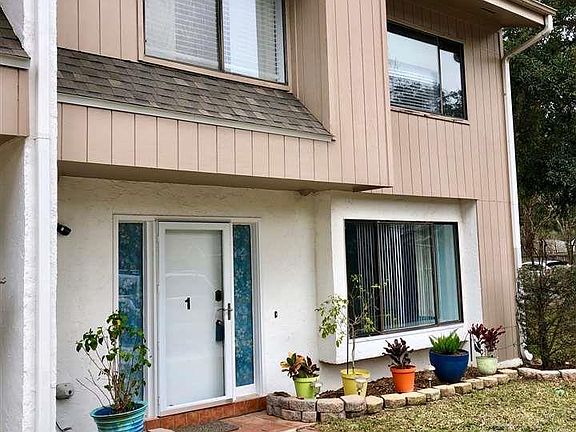 4th image of 3400 Wimbledon Dr APT 1