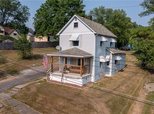 29 Hamilton Ave, Wheatland, PA 16161