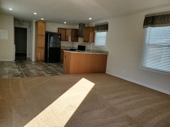 2nd image of 38000 Le Chateau Blvd #880