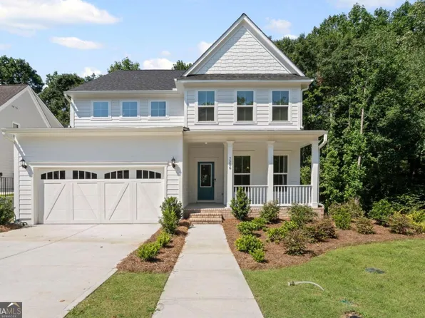 7206 Grand Reunion Dr, Hoschton, GA 30548