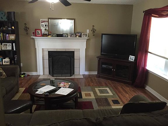 3rd image of 1795 Baylor Dr