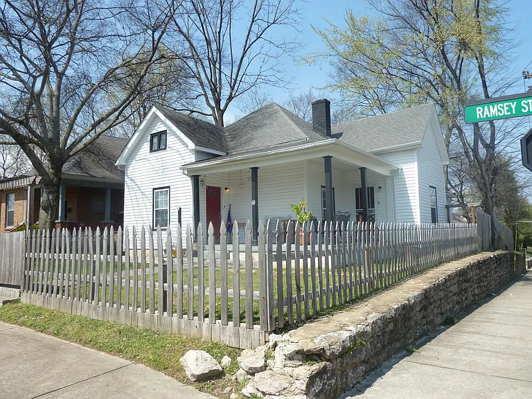 831 Ramsey St #A — Photo 27