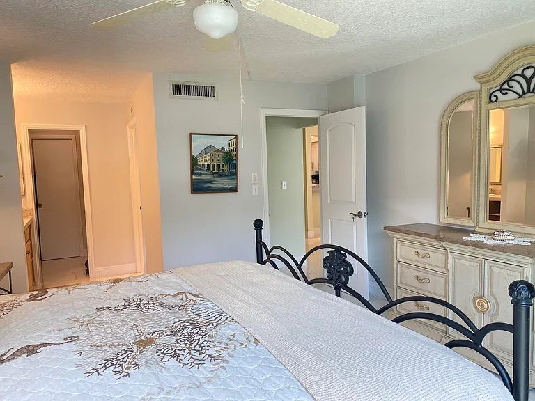 2 Royal Palm Way #101 — Photo 12
