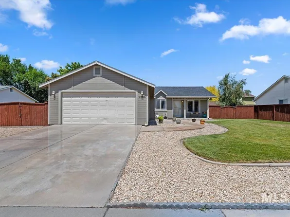 1096 W Nugget St, Kuna, ID 83634