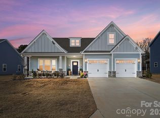 1342 Links Crossing Dr, Monroe, NC 28112