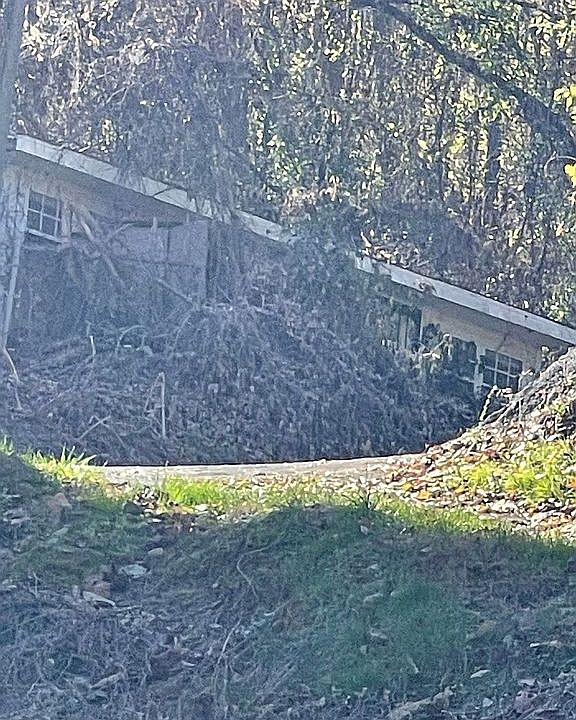 2nd image of 4612 Cummings Hwy