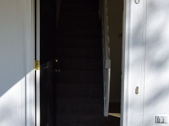 2nd image of 6637 Abbey Ln
