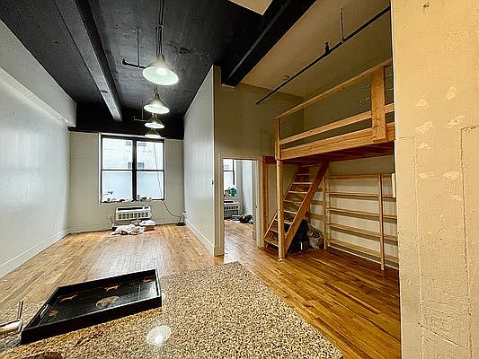 1st image of 68 Kosciuszko St #219