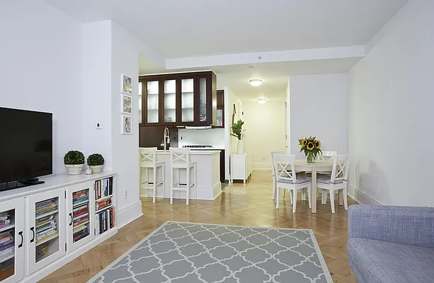 Rented by Brown Harris Stevens | media 20