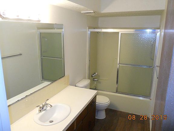 3rd image of 2020 W 27th St APT 6