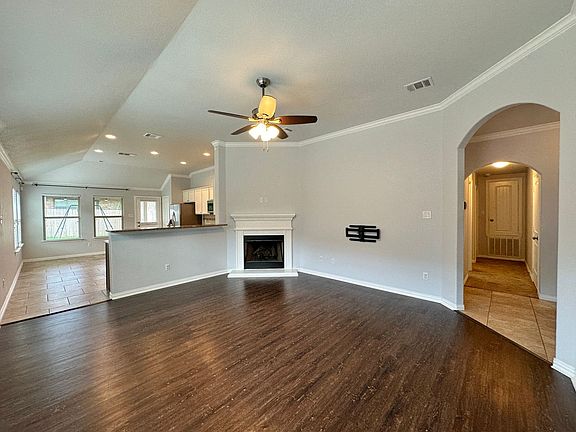5th image of 3603 Joyce Ln
