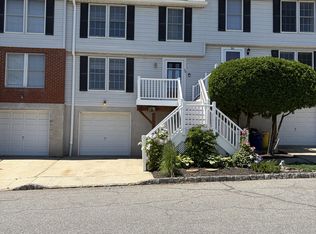 29 Cambridge E, Oxford, NJ 07863