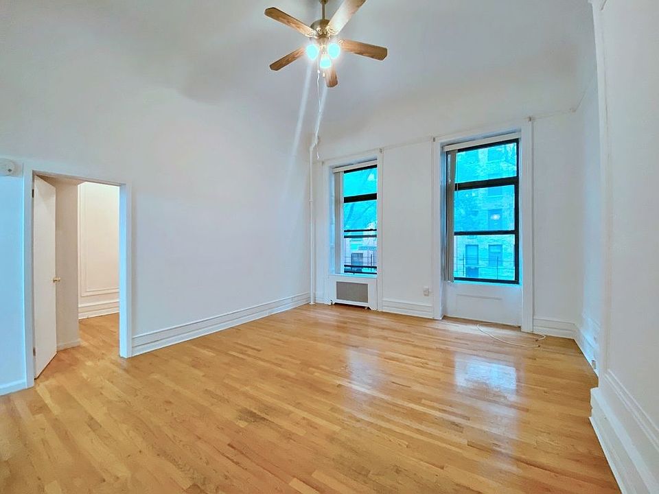 1st image of 20 W 69th St #1A