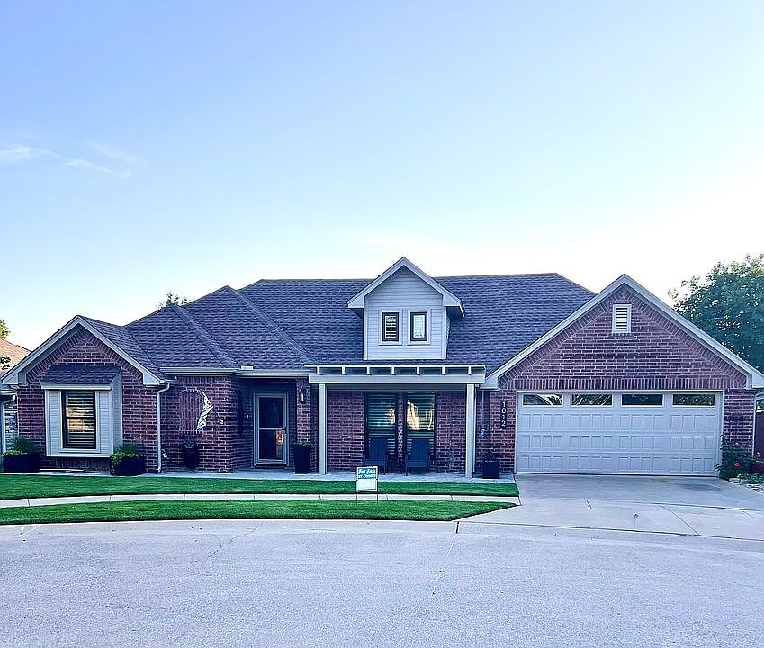 1st image of 1012 Hayden Ct