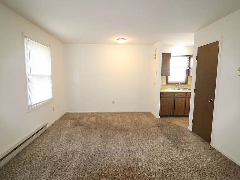 69 Akron Rd — Photo 5