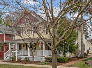 142 N Ellsworth St, Naperville, IL 60540