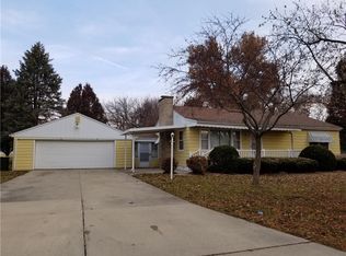 226 Highland Dr, Forsyth, IL 62535