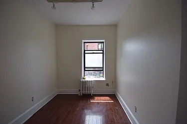 Rented by Rolling Stone Realty LLC