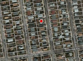 59 Hickory Rd, Port Washington, NY 11050