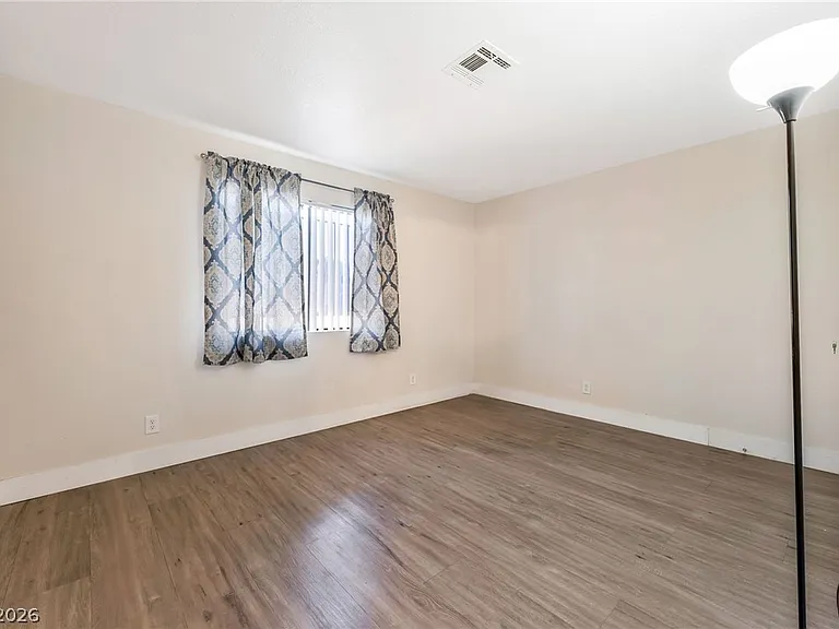 4300 N Lamont St #200 — Photo 15