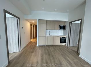 38 Widmer St #2208, Toronto, ON M5V 1X1