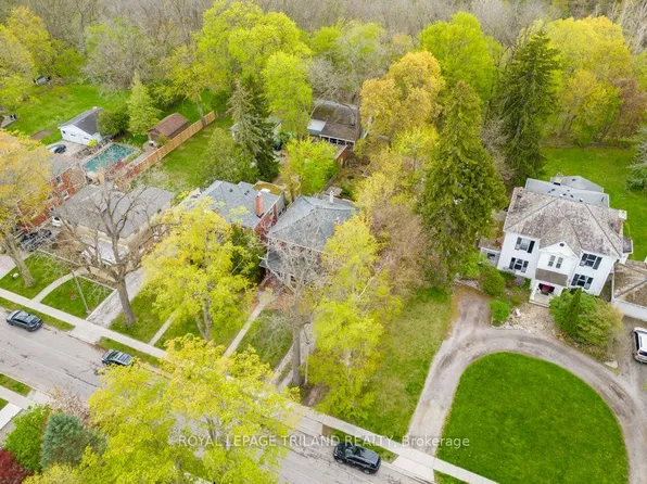 46 Rosebery Pl, Saint Thomas, ON N5R 2H7