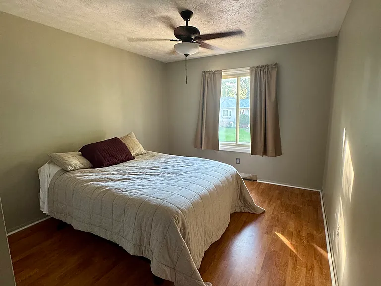 805 Donegal Dr — Photo 12
