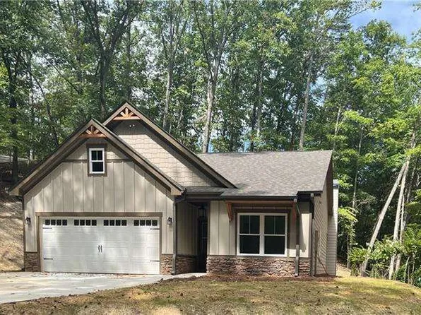 114 Fir Ct, Waleska, GA 30183