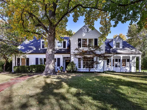 68 Clermont Ln, Saint Louis, MO 63124