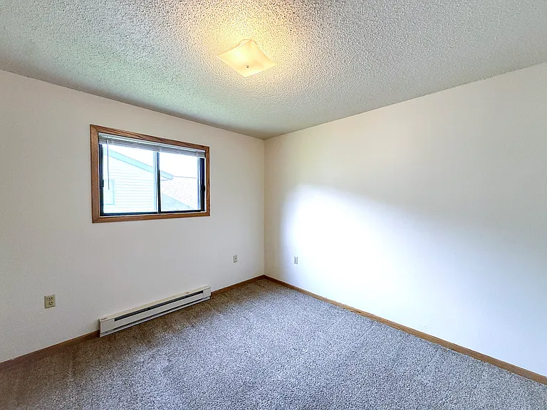 2804 Edgewood Dr SW #4 — Photo 6
