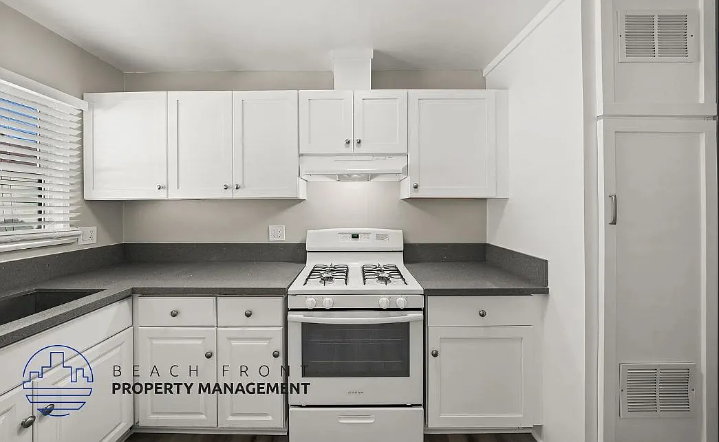 Floor plan 1 Bed 1 Bath - 807 W 15th St