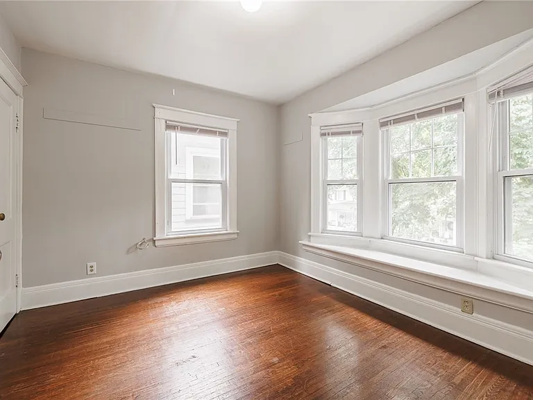 36 Morningside Park — Photo 19