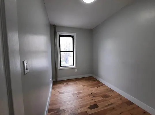 Rented by BRICK & GALO REALTY CORP | media 8