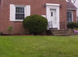 4206 Hinsdale Rd, South Euclid, OH 44121