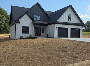 116 Corbin Ln, Lexington, NC 27295